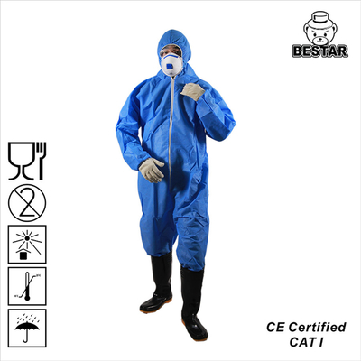 Vestuário de proteção médico descartável de pouco peso das combinações do OEM 25gsm-40gsm